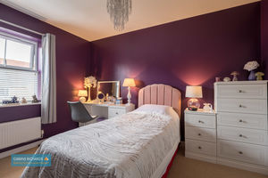 Bedroom- click for photo gallery